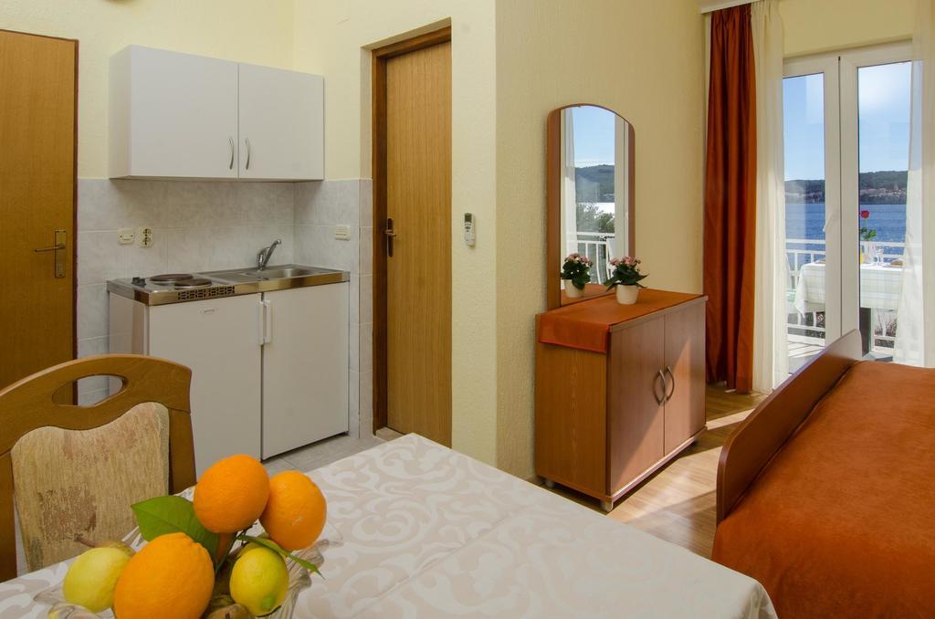 Bed & Breakfast Villa Vrgorac Orebić Habitación foto